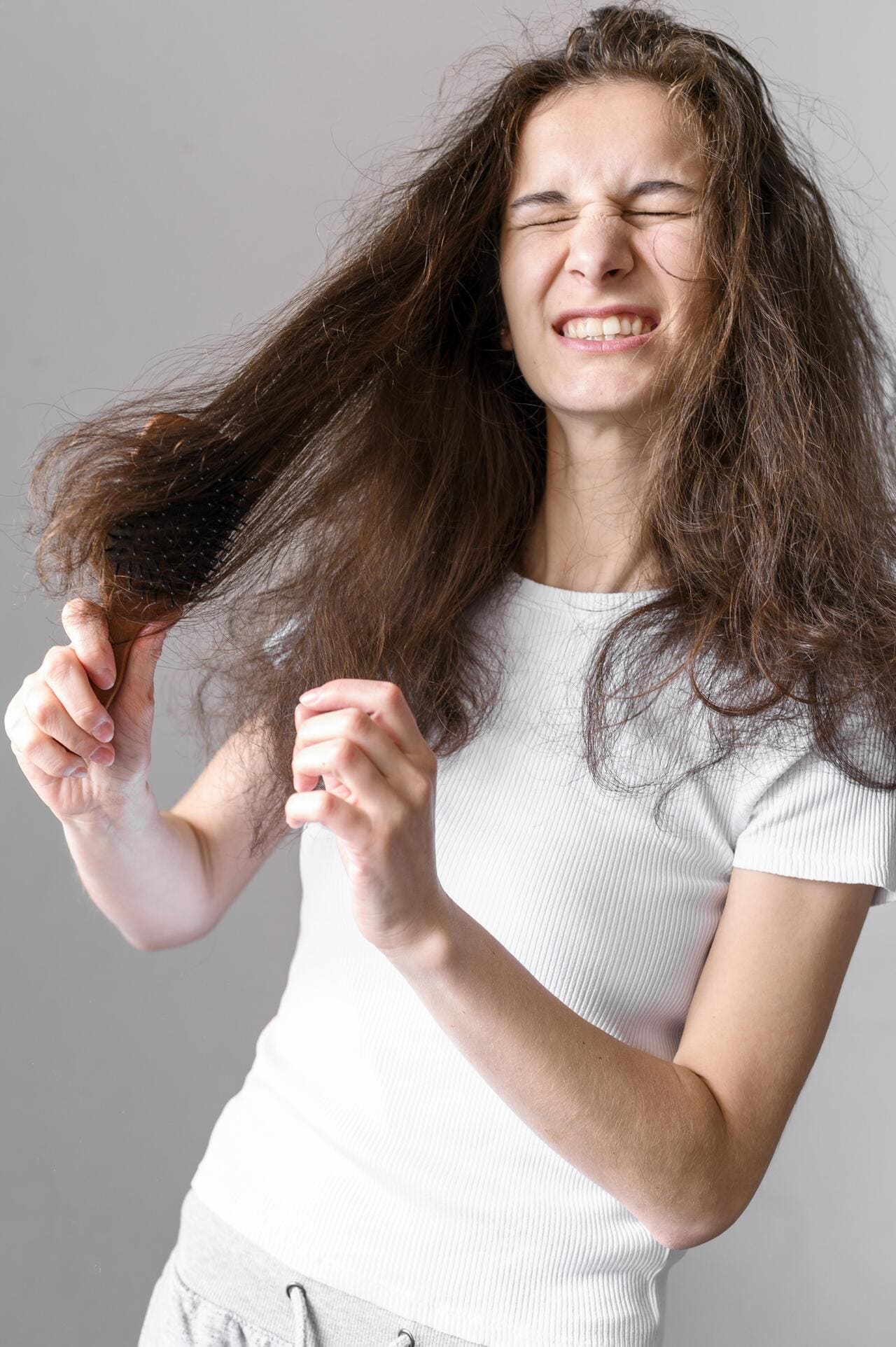 ¿Qué significa soñar que se te cae el pelo?